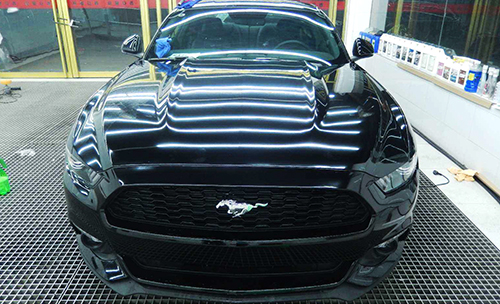 汽車保養(yǎng)項目中的鍍晶、鍍膜UV固化機(jī)設(shè)備快速照射固化